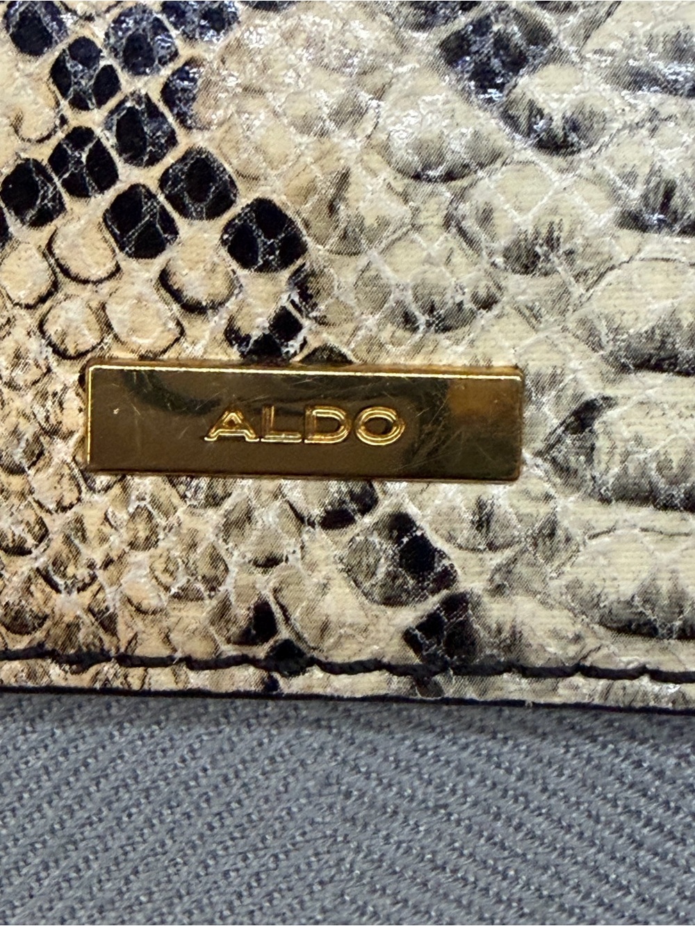 Aldo crossbody brown/orange/ cream faux snake skin pattern with chain - Picture 4 of 9